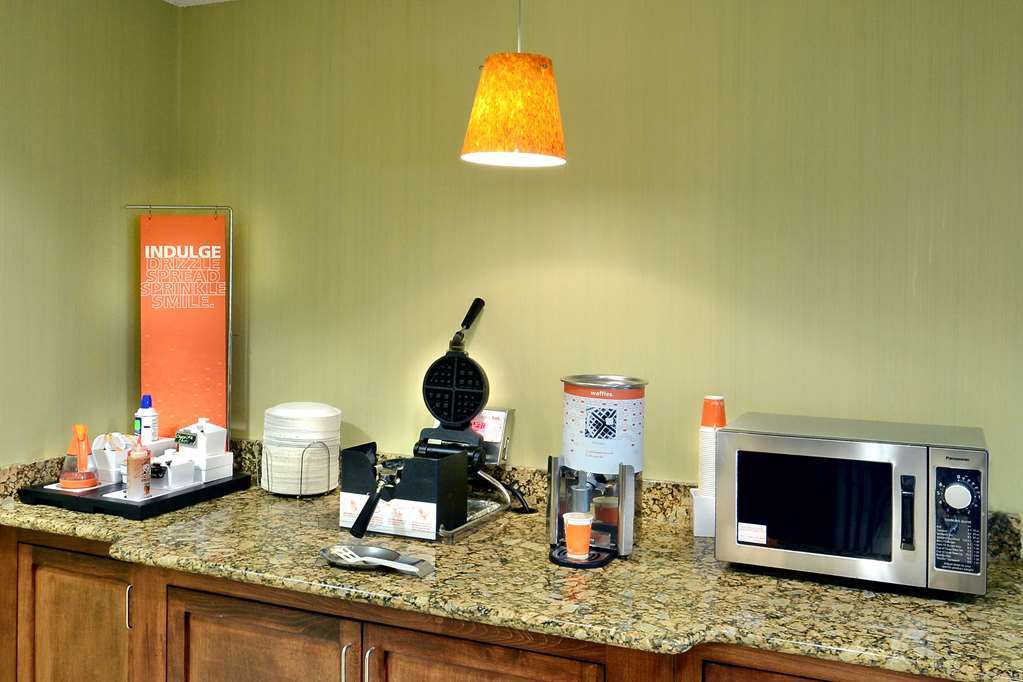 Hampton Inn Raleigh/Town Of Wake Forest Restaurace fotografie